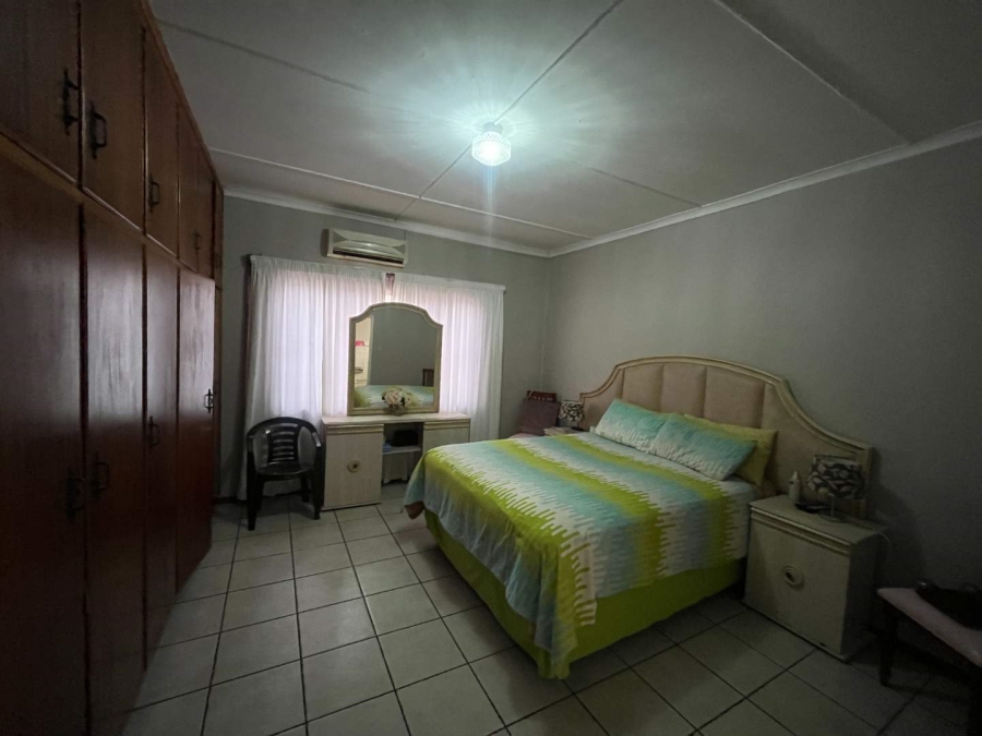 3 Bedroom Property for Sale in Flora Park Northern Cape